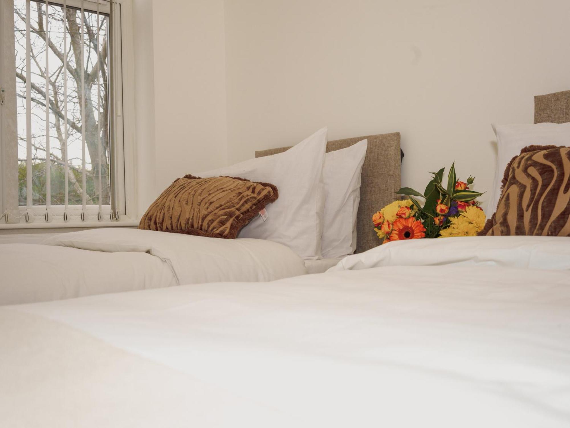 Citycharmms- Entire Home Near Etihad Stadium Manchester Ngoại thất bức ảnh