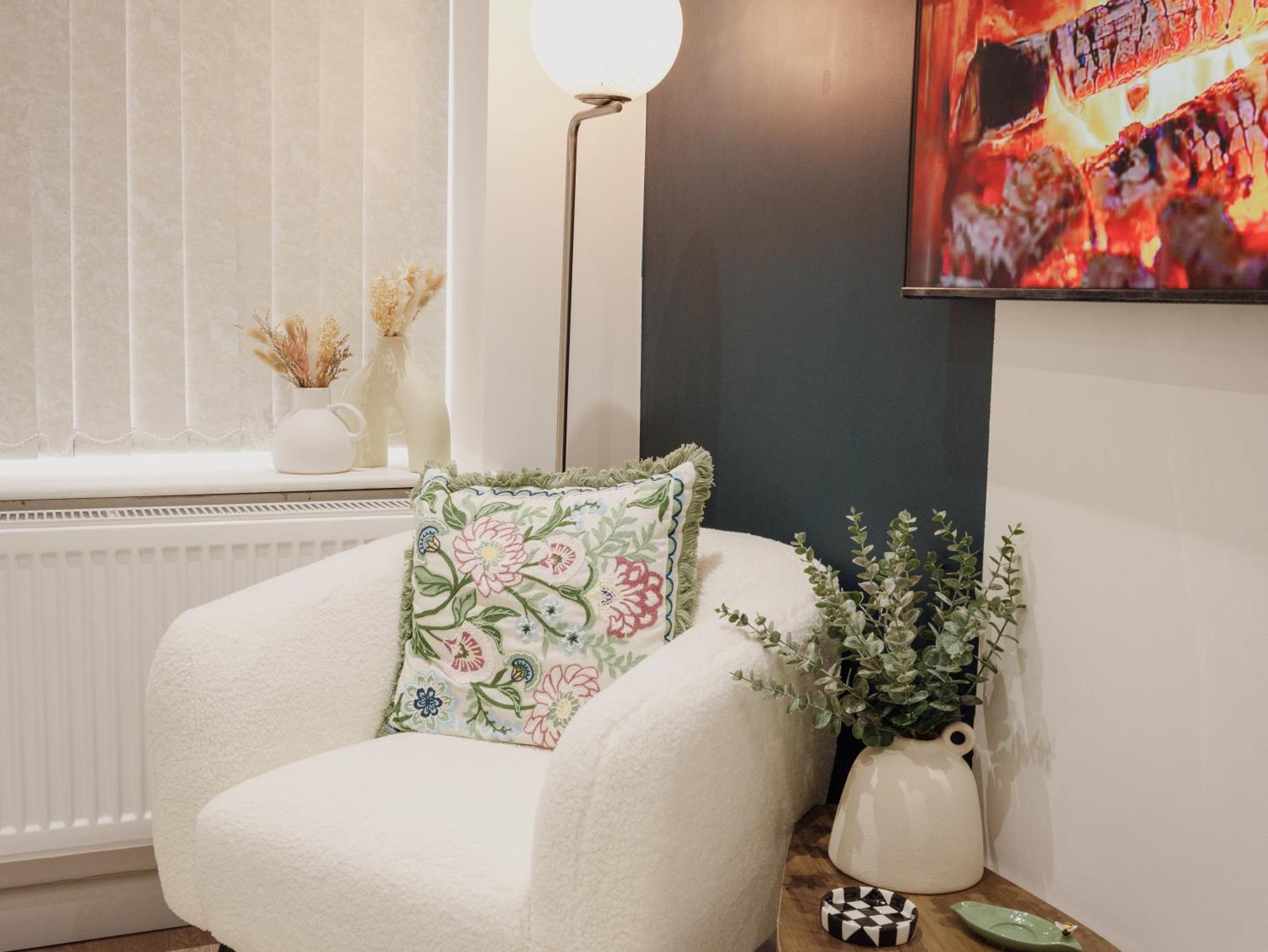 Citycharmms- Entire Home Near Etihad Stadium Manchester Ngoại thất bức ảnh